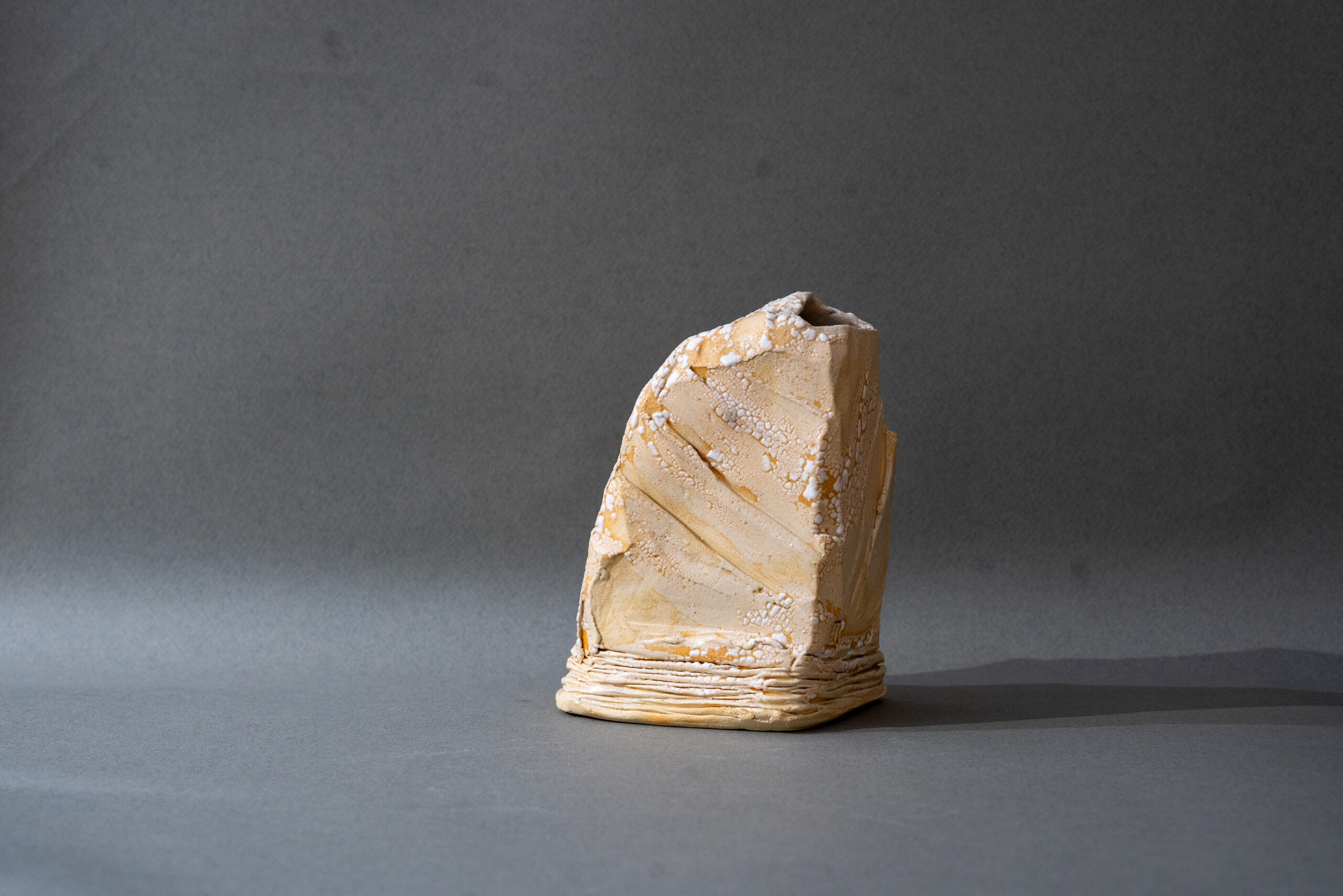 VASO SCULTURA KURINUKI KARAKORUM - immagine 2